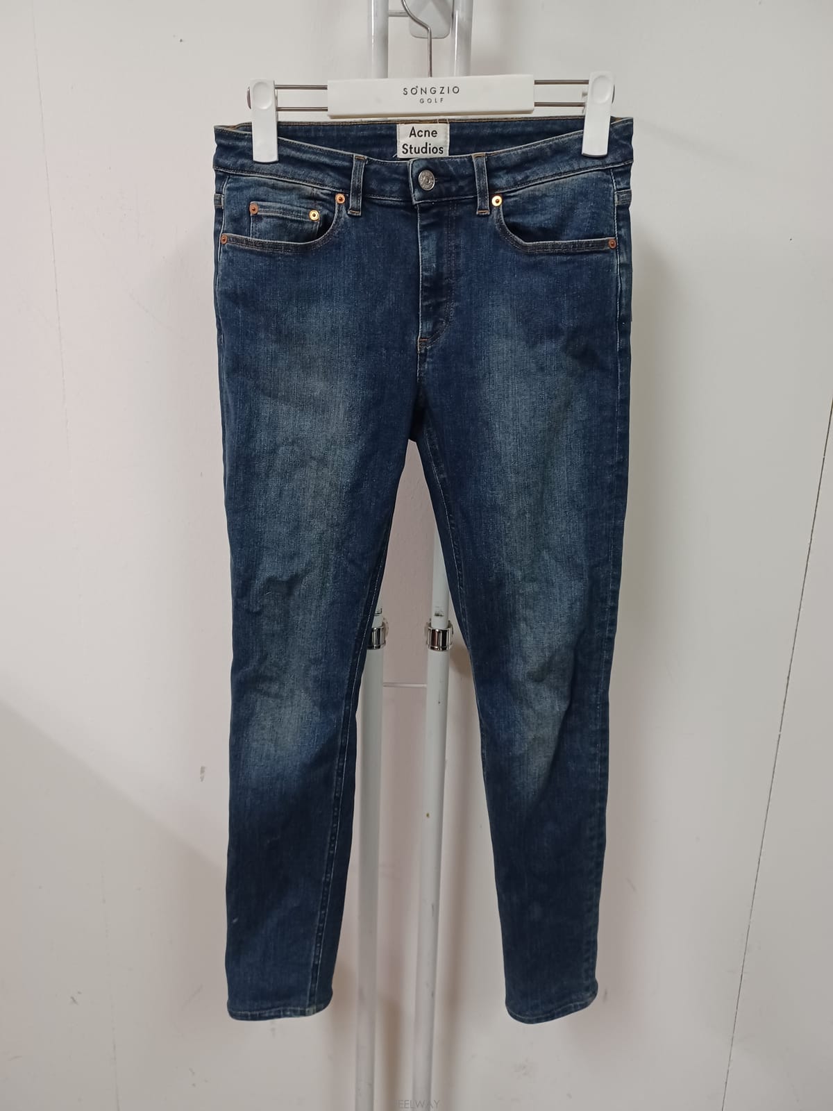 Acne ��ȫ����/P-6607/��ũ�� ��Ʃ��� ��ǰ ������ û���� 27��ȫ����/P-6607/��ũ�� ��Ʃ��� ��ǰ ������ û���� 27