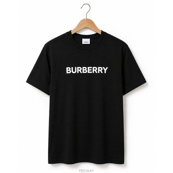 Burberry ������ �ΰ� ����Ʈ ��ư ���������� Ƽ���� ���� 8084233������ �ΰ� ����Ʈ ��ư ���������� Ƽ���� ���� 8084233