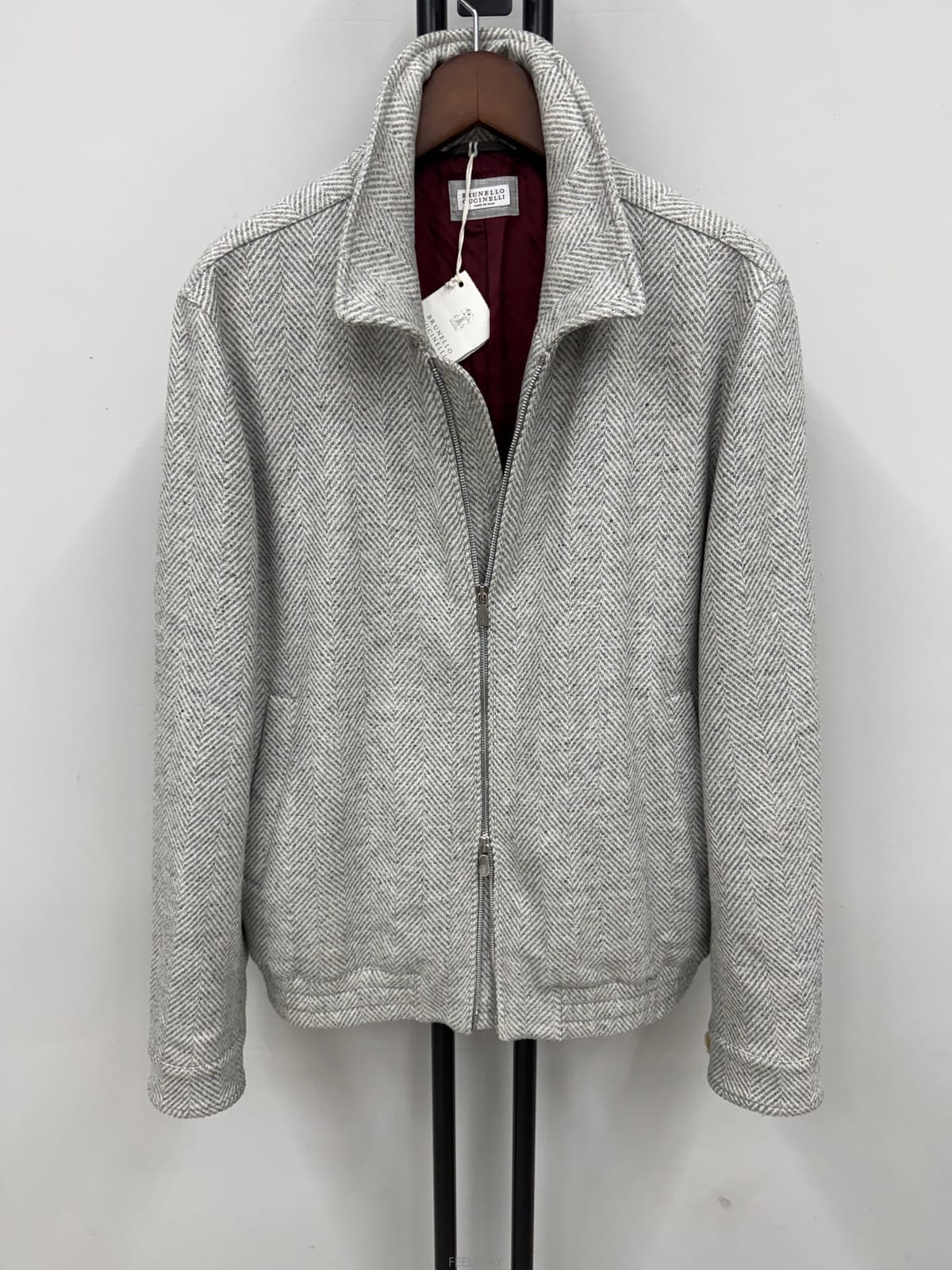 Brunello Cucinelli (���� ���Ϲ߼�)���ڷ� ��ġ�ڸ� �층�� ���� ����(���� ���Ϲ߼�)���ڷ� ��ġ�ڸ� �층�� ���� ����