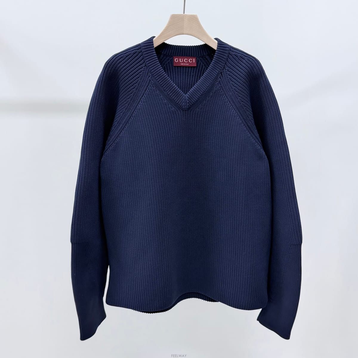 GUCCI [S+��/S] ���� V�� ��Ʈ ���̺�[S+��/S] ���� V�� ��Ʈ ���̺�