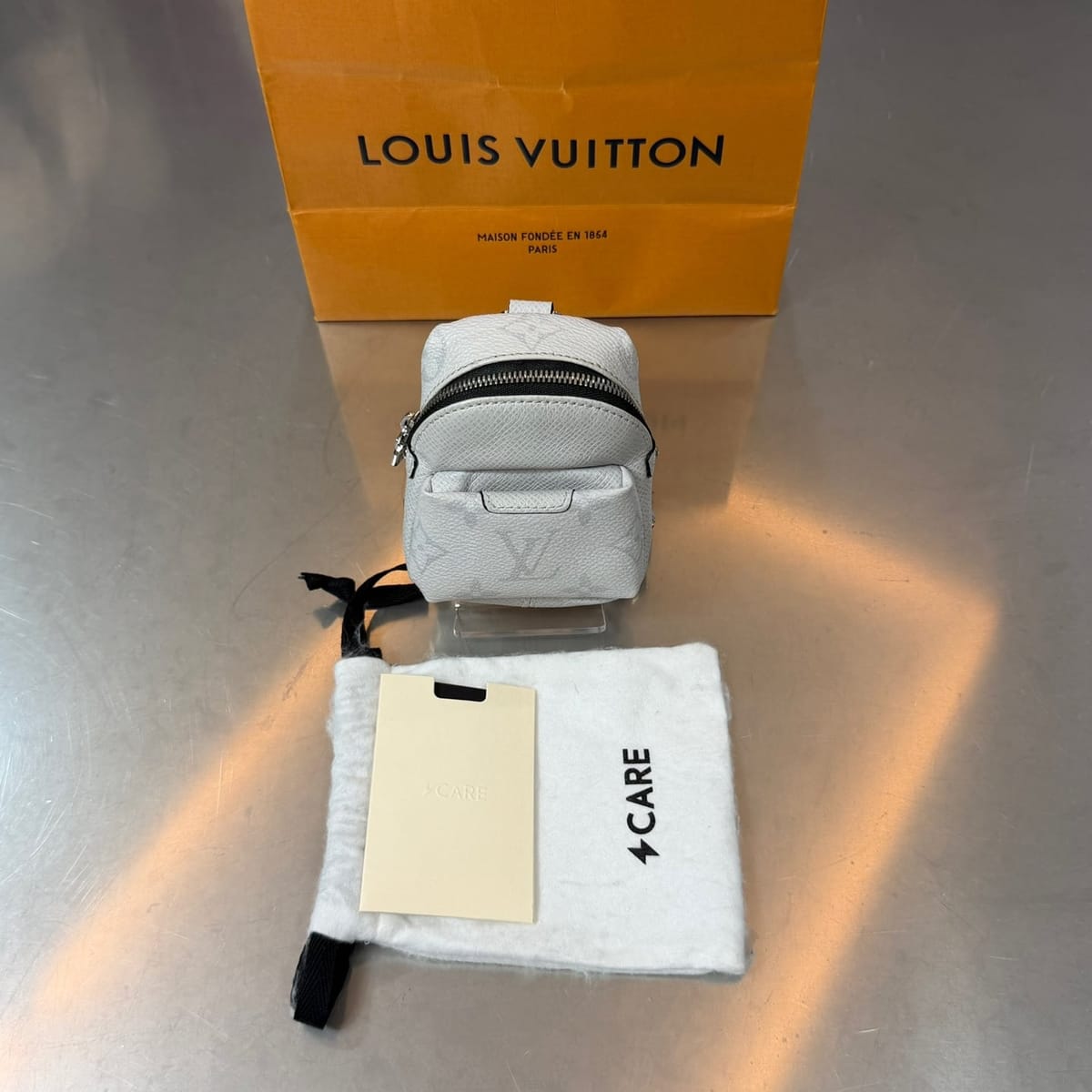 Louis Vuitton ���̺��� ��Ÿ��Ƽī ���׷� ��Ŀ���� ���� �� Ű�����̺��� ��Ÿ��Ƽī ���׷� ��Ŀ���� ���� �� Ű��