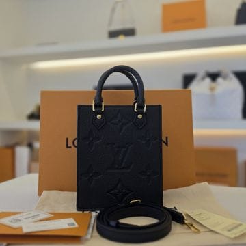 루이비통 쁘띠 삭 플라 앙프렝뜨 M81417