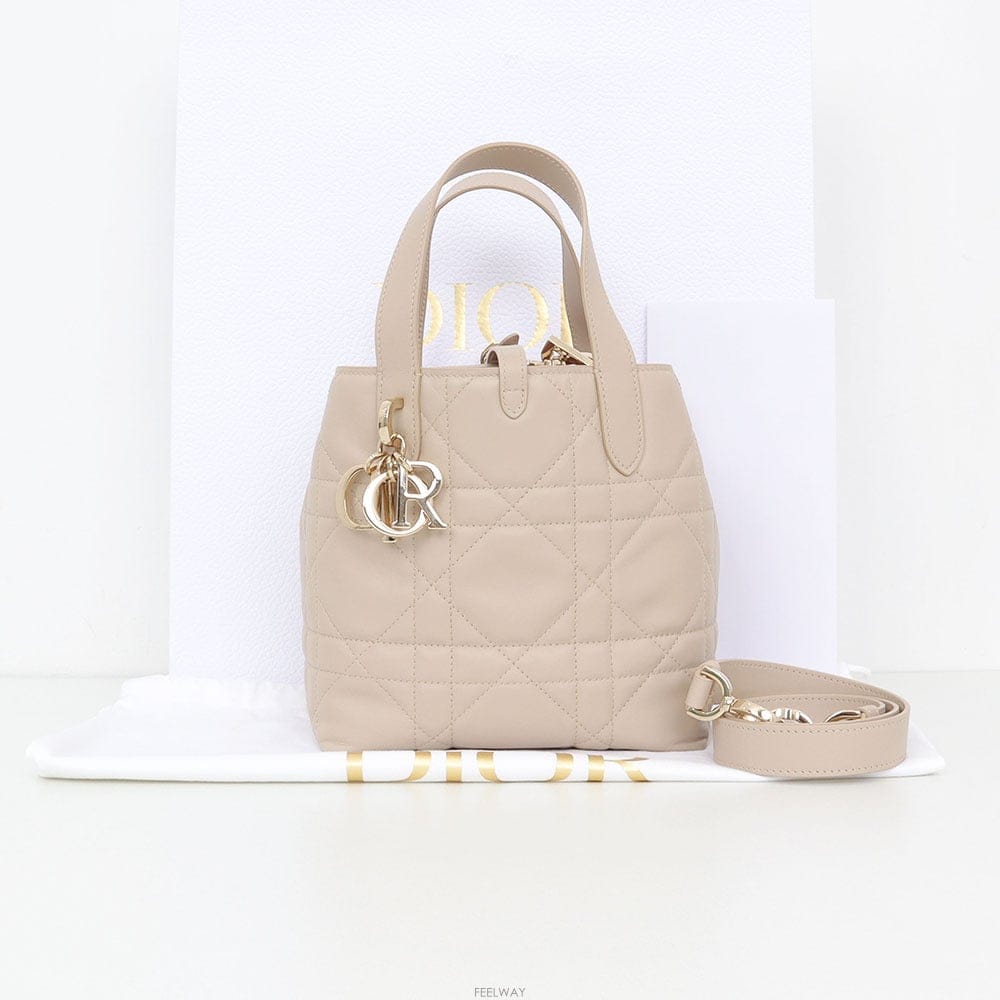 DIOR ��� ������ ��Ƽ�� ��Ʈ�� ���� M2835OSNW��� ������ ��Ƽ�� ��Ʈ�� ���� M2835OSNW