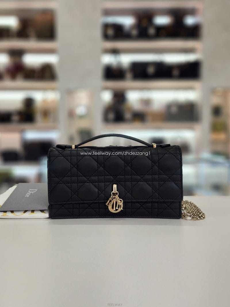 DIOR ��� ���� ��� �̴� ��� ž�ڵ� ü�� ũ�ν��� S0980��� ���� ��� �̴� ��� ž�ڵ� ü�� ũ�ν��� S0980
