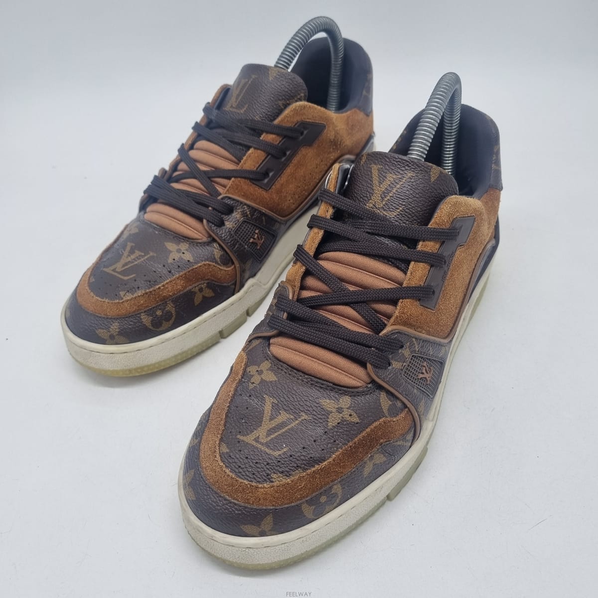 Louis Vuitton ���̺��� �����ƺ��� 19FW LVƮ���̳� ����Ŀ�� ���׷� ���� 240mm (5)���̺��� �����ƺ��� 19FW LVƮ���̳� ����Ŀ�� ���׷� 