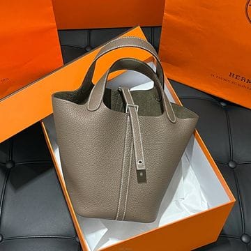HERMES [����] ��ǰ/�ι躸��/�����޽� ��Ʈ��/Ŭ������ ����ź �� 18 �� ������ �ȶ�� �ϵ����[����] ��ǰ/�ι躸��/�����޽� ��Ʈ��/Ŭ������ ����ź 