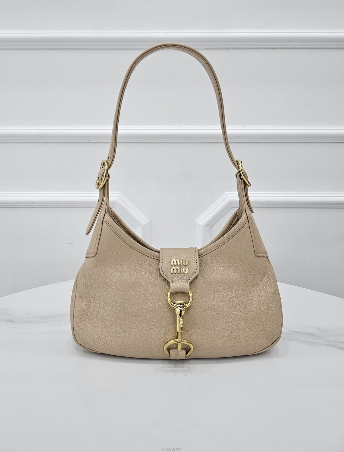 Miu Miu [�̴ٽ�] �̿�̿� ����� ���� ȣ���� ������ 5BC157[�̴ٽ�] �̿�̿� ����� ���� ȣ���� ������ 5BC157