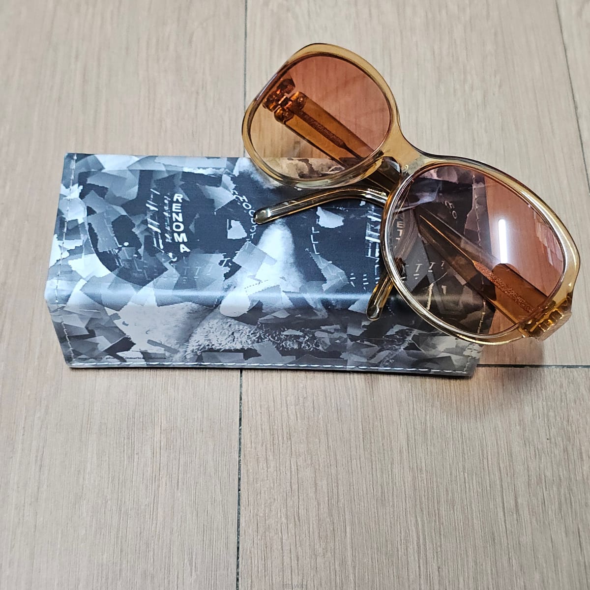ETRO ��Ʈ�� �������� ������������ Ŭ�ι� ���ΰ� �������۶󽺿�Ʈ�� �������� ������������ Ŭ�ι� ���ΰ� ��������