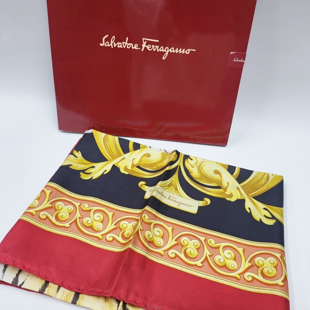 Ferragamo FERRAGAMO �䷹���� ��ƽ Ÿ�̰� ��ũ 88 ���ī�� A011FERRAGAMO �䷹���� ��ƽ Ÿ�̰� ��ũ 88 ���ī�� A011