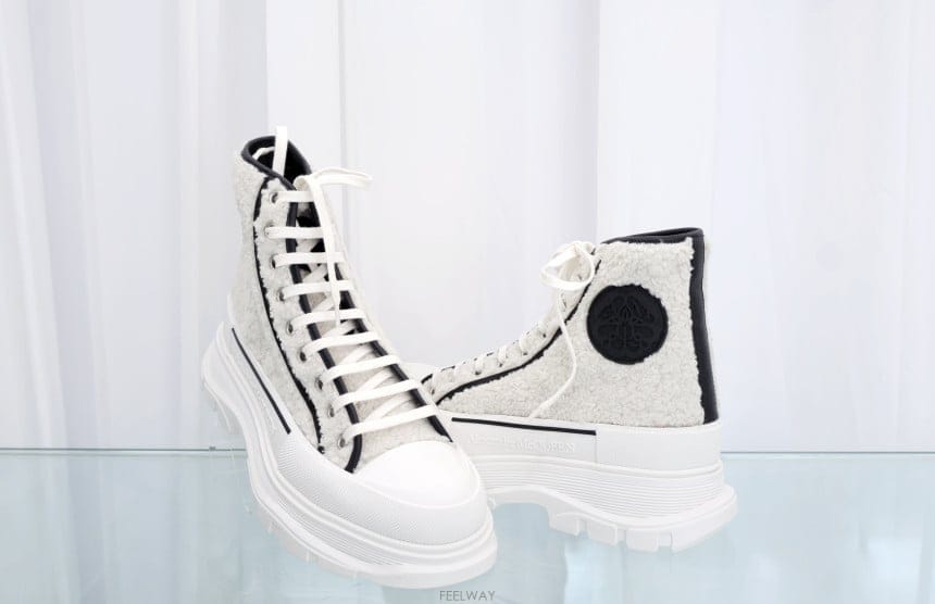 Alexander Mcqueen �˷���� ���� �̻�� ����ǰ �þ Ʈ���� ���� ����Ŀ�� �ȭ 727379�˷���� ���� �̻�� ����ǰ �þ Ʈ���� ���� ����Ŀ