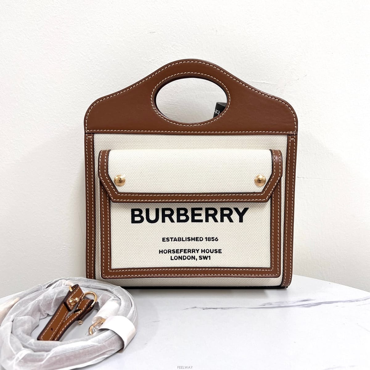 Burberry ������ �̴� ĵ���� ���� ���� ũ�ν��� (8014615)������ �̴� ĵ���� ���� ���� ũ�ν��� (8014615)
