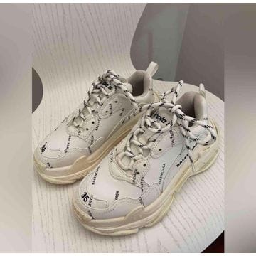 Balenciaga �߷��þư� Ʈ����S ����Ŀ�� 35������߷��þư� Ʈ����S ����Ŀ�� 35������