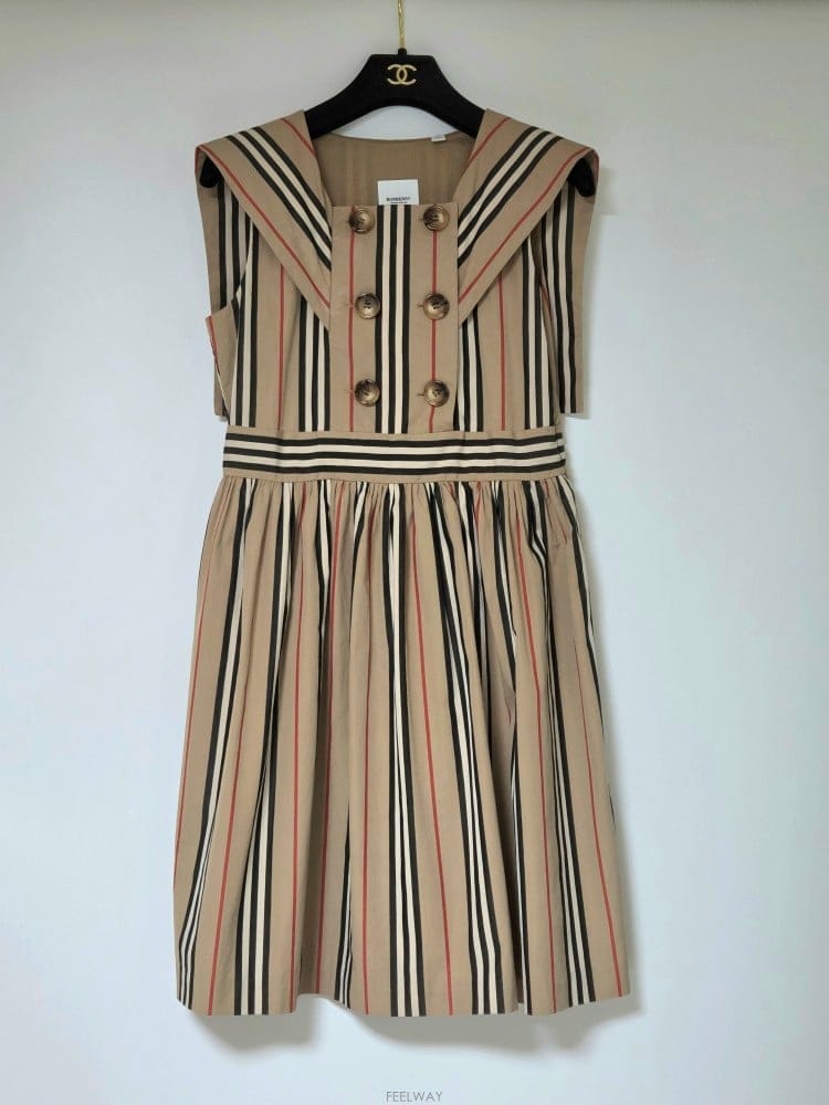 Burberry ������ Ű�� BURBERRY KIDS ���Ϸ� Į�� ��Ʈ������ ���ǽ� (14Y, 165cm)������ Ű�� BURBERRY KIDS ���Ϸ� Į�� ��Ʈ������ ����