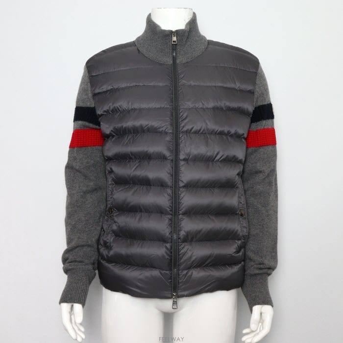Moncler ��Ŭ���� 9B51500 �׷��� TRICOT Ʈ���� �ΰ���ġ ���� �е������ ����aa64645��Ŭ���� 9B51500 �׷��� TRICOT Ʈ���� �ΰ���ġ ���� ��
