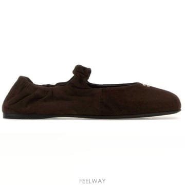 26 FW 미우미우 로고 디테일 발레 플랫 F0003 5F340EFD005008