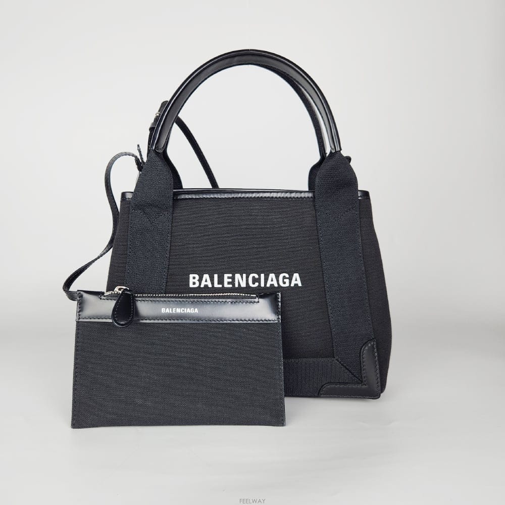 Balenciaga �߷��þư� ���� ī�ٽ���XS ��Ʈ�� ũ�ν��� 390346�߷��þư� ���� ī�ٽ���XS ��Ʈ�� ũ�ν��� 390346