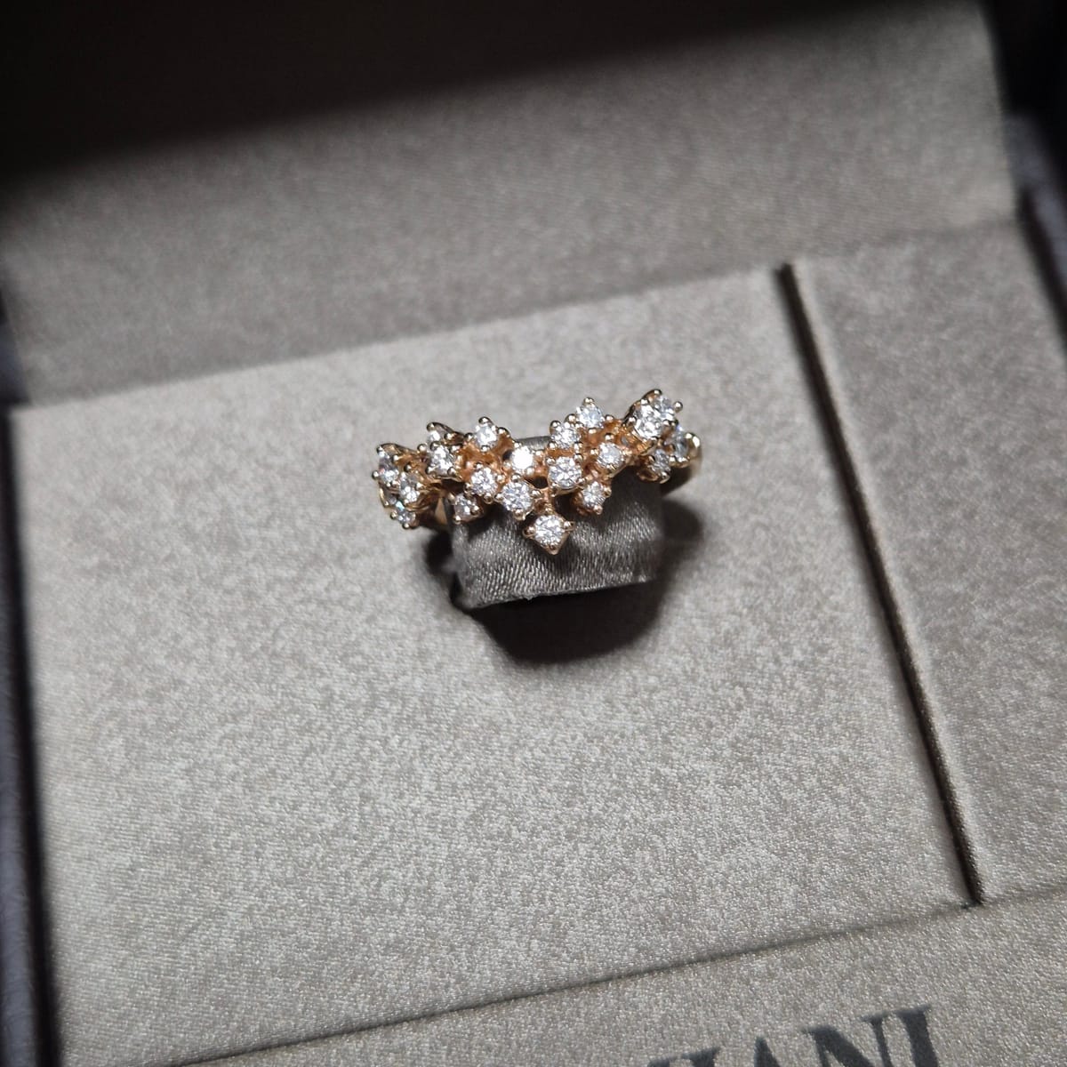 Damiani [��ǰ] �ٹ̾ƴ� �̸�� ���� ��ũ��� ���̾Ƹ�� �� 9ȣ[��ǰ] �ٹ̾ƴ� �̸�� ���� ��ũ��� ���̾Ƹ�� �� 9ȣ