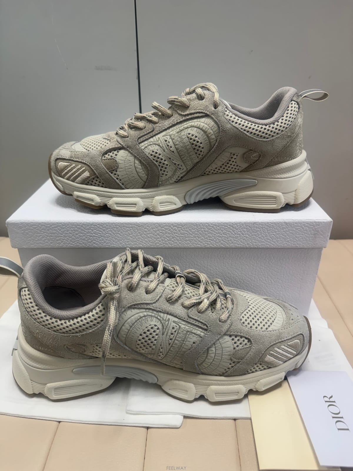 DIOR [Ʈ����] 39/250) ��� ũ�γ� ����Ŀ��[Ʈ����] 39/250) ��� ũ�γ� ����Ŀ��