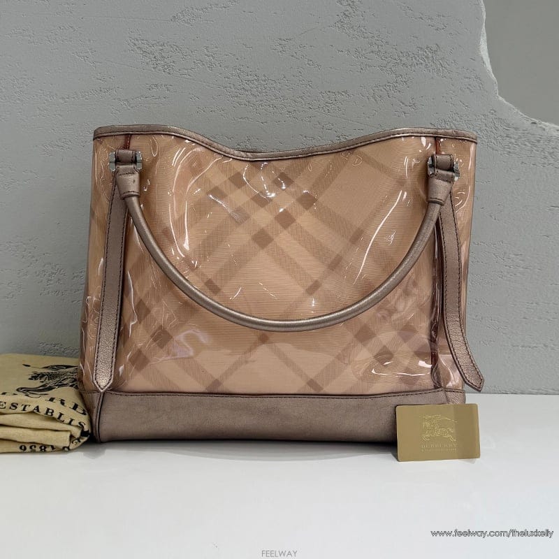Burberry ������ �η��� ��ũ ���۳�� üũ PVC ��Ʈ������� �η��� ��ũ ���۳�� üũ PVC ��Ʈ��
