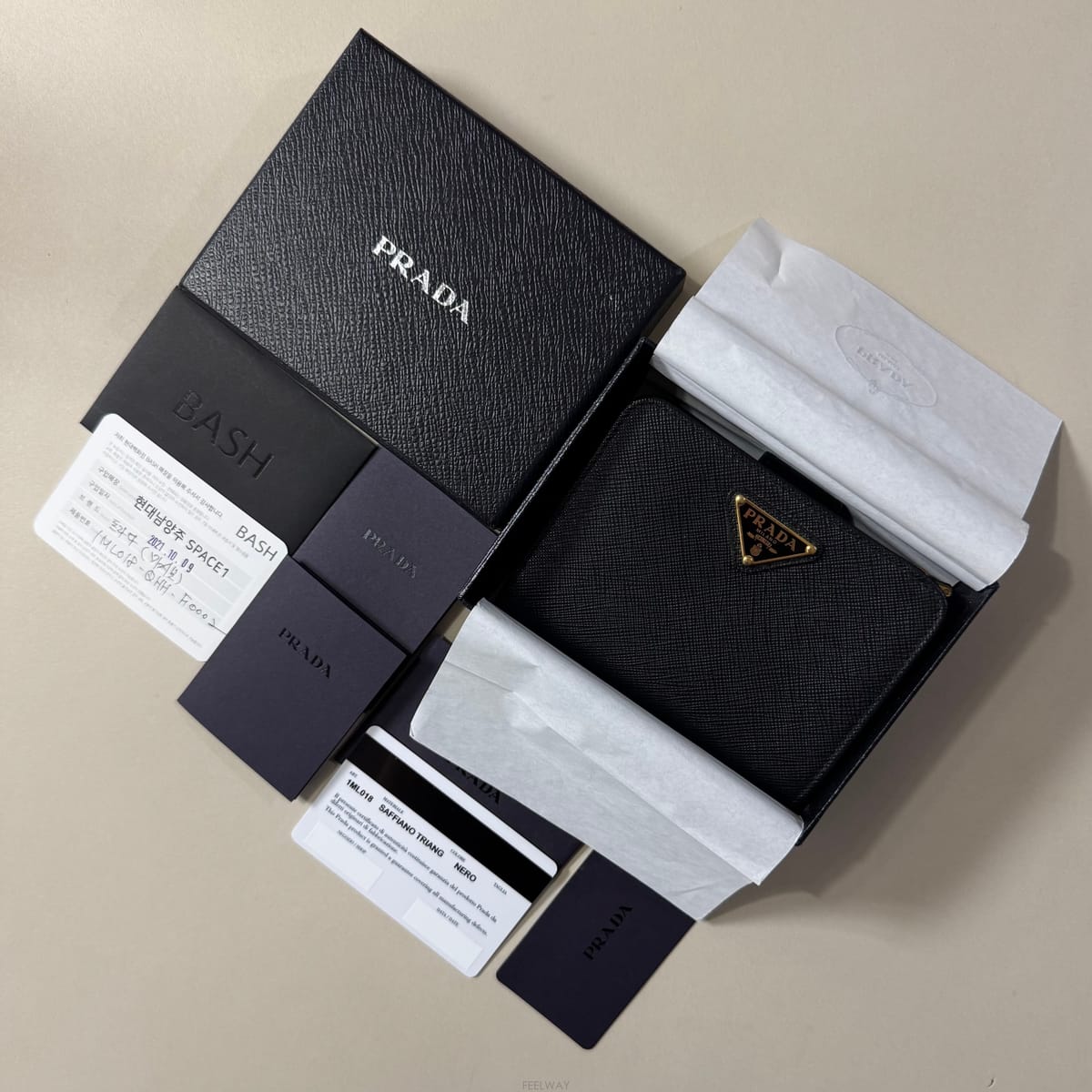 PRADA [��ȭ����/�������]����� ���ǾƳ� ���� ������[��ȭ����/�������]����� ���ǾƳ� ���� ������