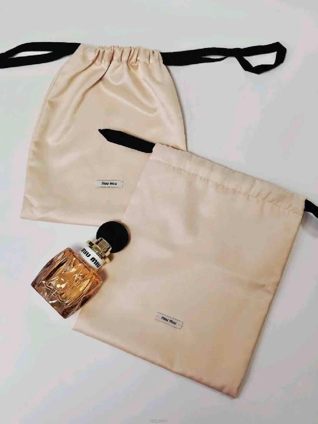 Miu Miu �̿�̿� ��� ����Ʈ�� (��簡��)�̿�̿� ��� ����Ʈ�� (��簡��)