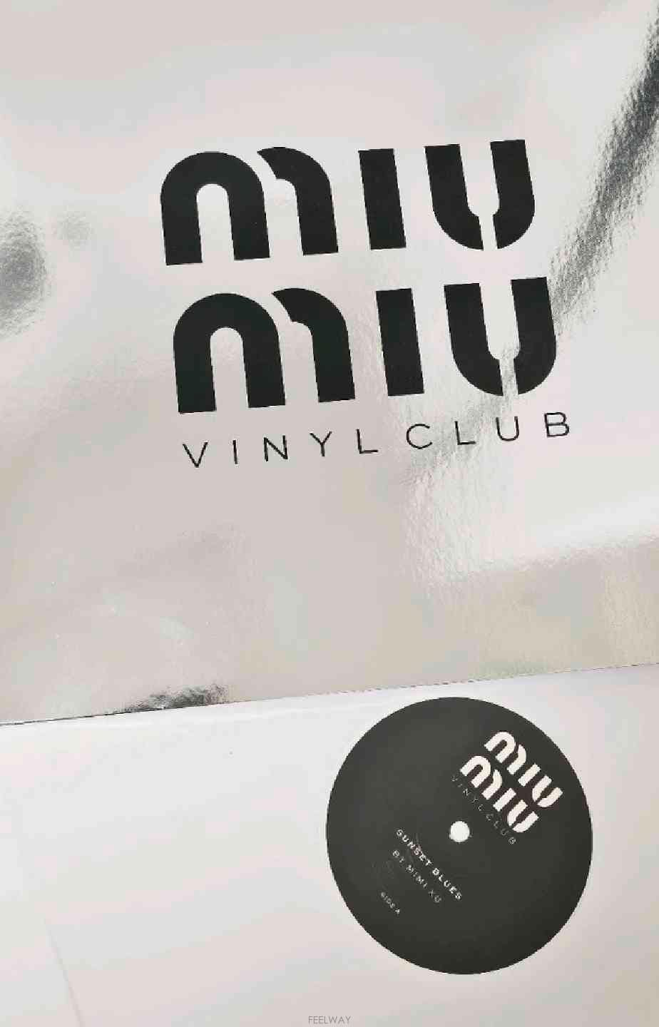 Miu Miu �̿�̿� ��ǰ VINYL CLUB ������ LP ���̴� ���ڵ�̿�̿� ��ǰ VINYL CLUB ������ LP ���̴� ���ڵ�