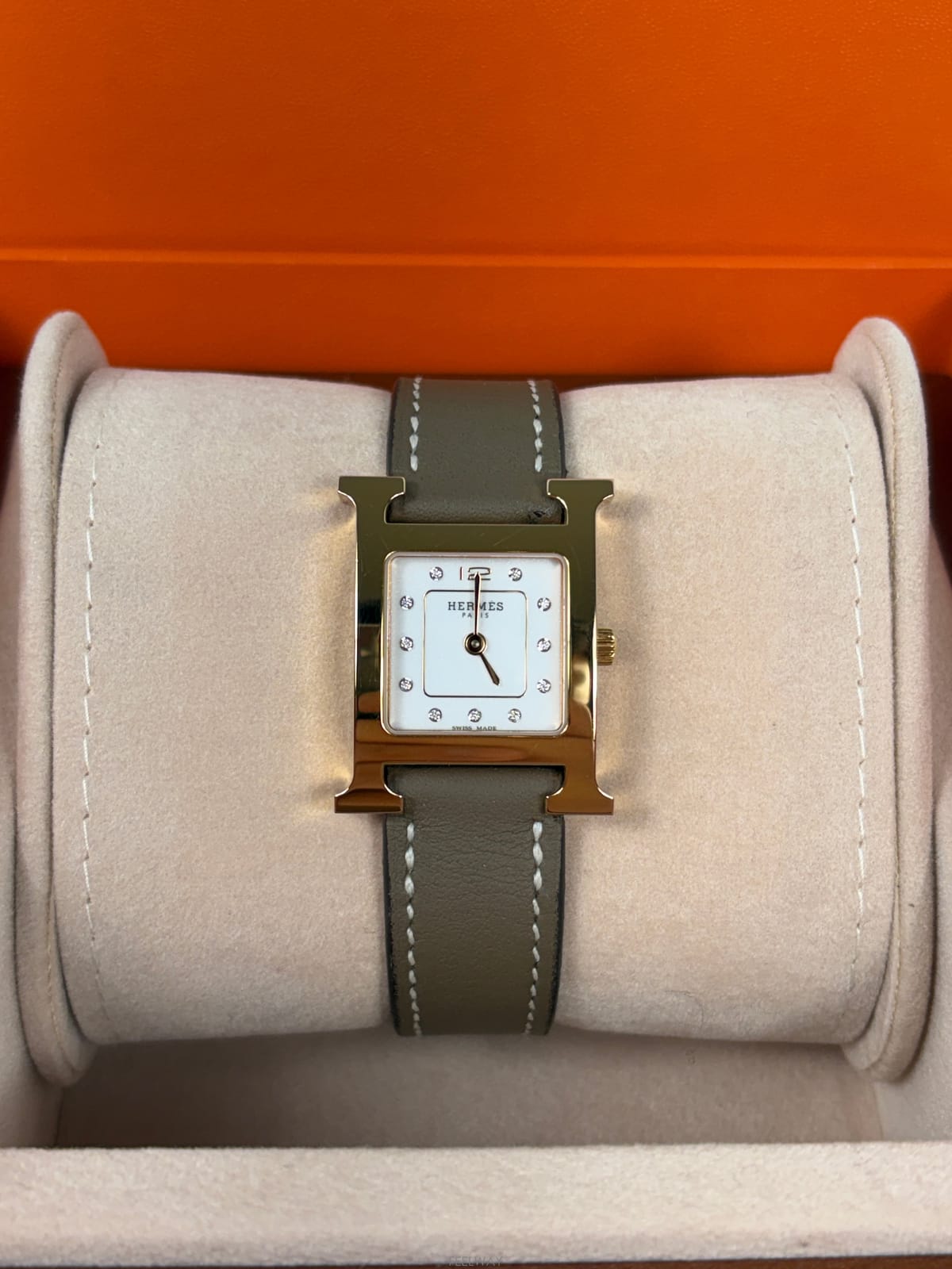 HERMES �����޽� H�ƿ� 11P ���� ������ ����ð迡���޽� H�ƿ� 11P ���� ������ ����ð�