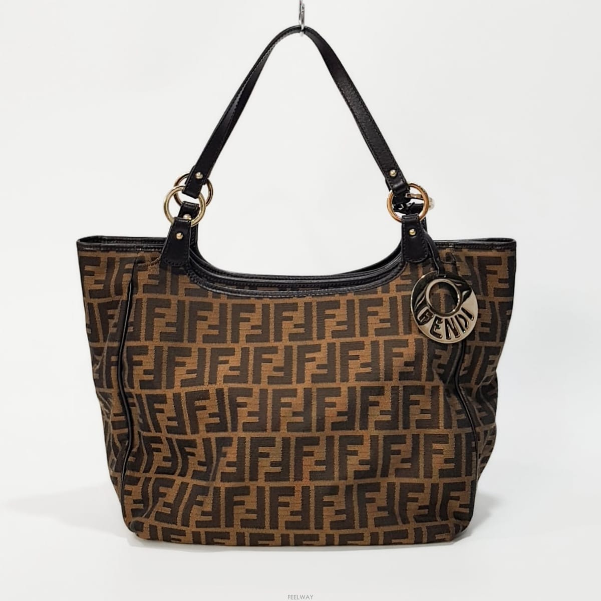 FENDI ��� ��ī �������� ��ī �����