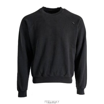 26 FW 프라다 로고 패치 스웨트셔츠 맨투맨 F0002 UJL29DSOOO1952