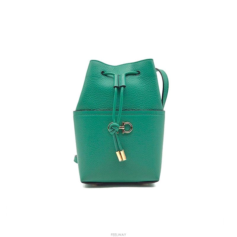Ferragamo ��󰡸� ��ġ�� �̴� ��Ŷ�� L506102��󰡸� ��ġ�� �̴� ��Ŷ�� L506102
