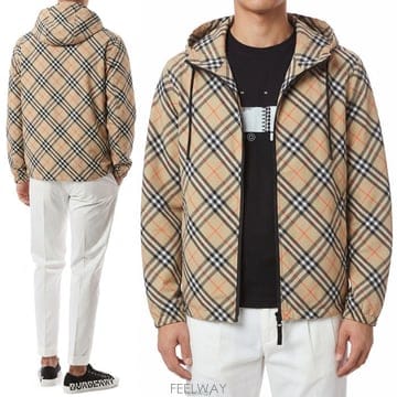 Burberry ������ Ŭ���� üũ ���� �ĵ� ����극��Ŀ �ٶ����� ���� (������) 8121319������ Ŭ���� üũ ���� �ĵ� ����극��Ŀ �ٶ����� ��