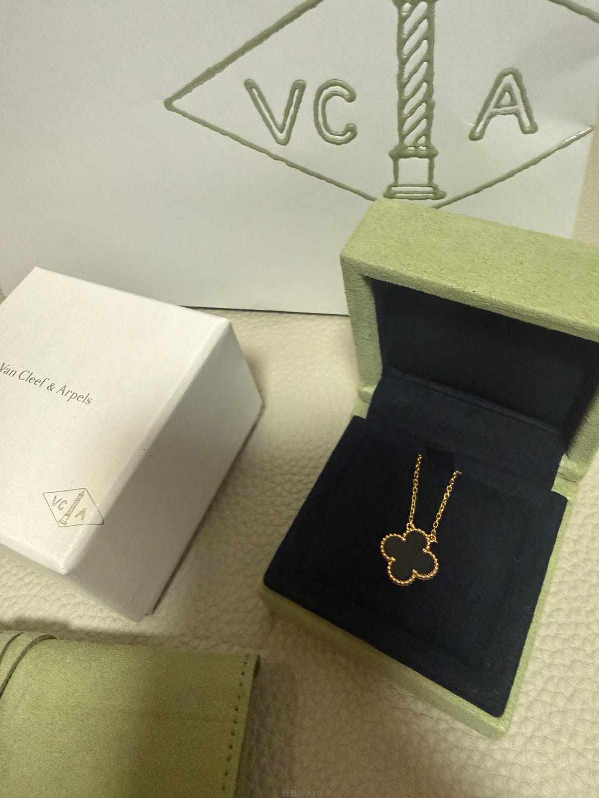 Van Cleef & Arpels ��Ŭ���� ���Ժ�� ��Ƽ�� ���н���Ŭ���� ���Ժ�� ��Ƽ�� ���н�