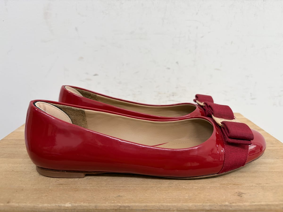 Ferragamo ��󰡸� ���� �÷����� 35 D��󰡸� ���� �÷����� 35 D