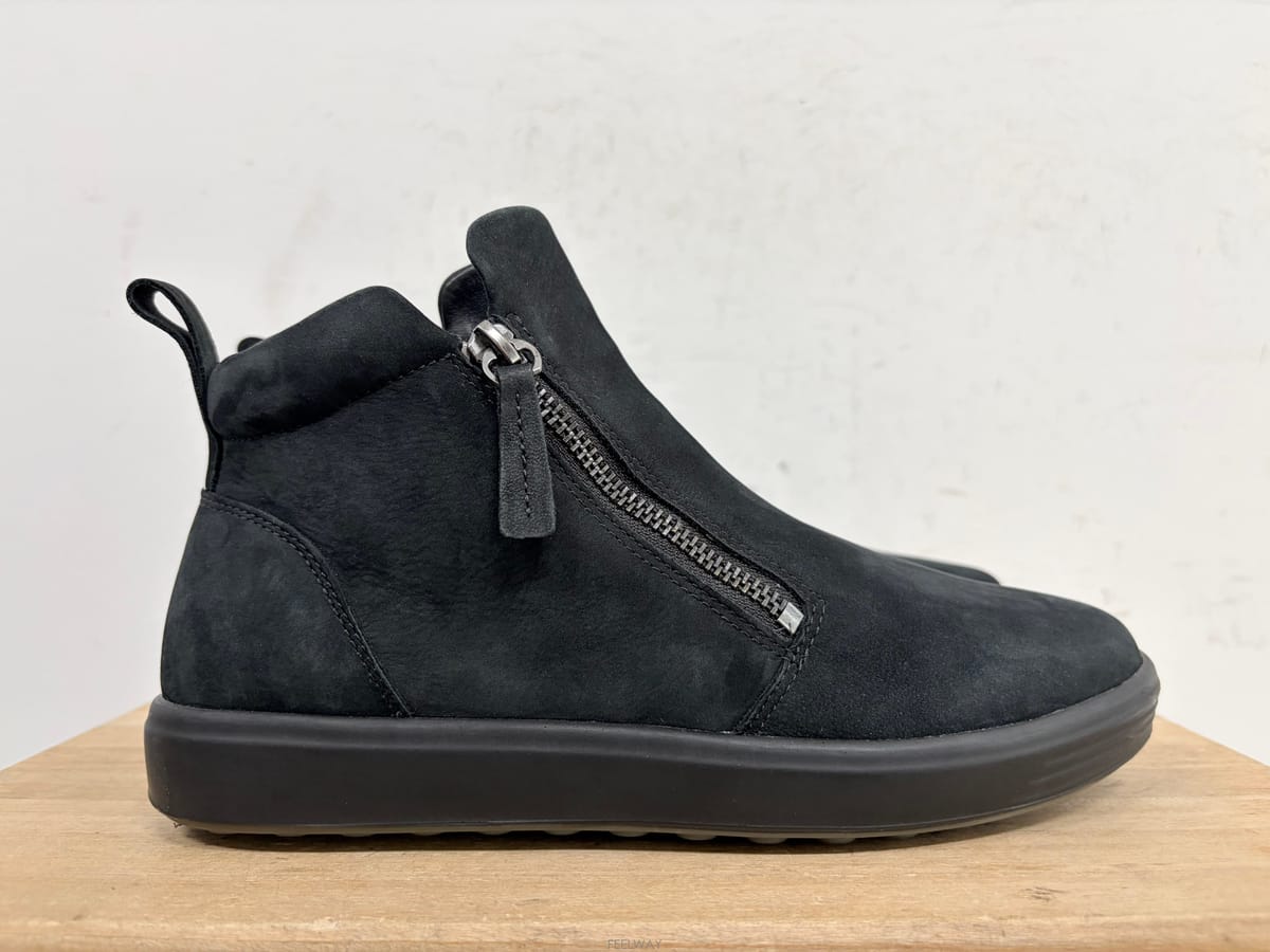 ecco ���� ���� �ޱۺ��� 235���� ���� �ޱۺ��� 235
