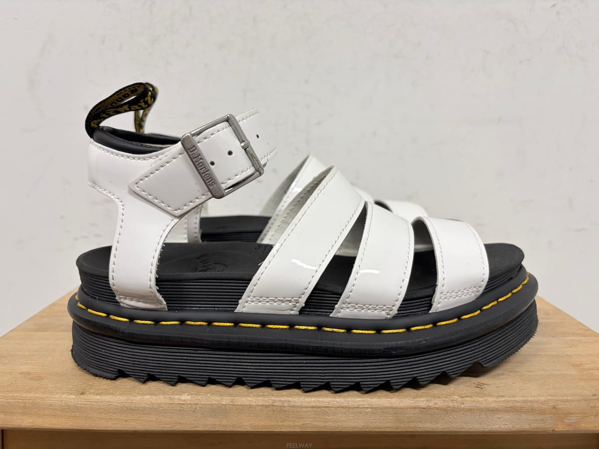Dr. Martens ���͸�ƾ ���� ���� 230���͸�ƾ ���� ���� 230
