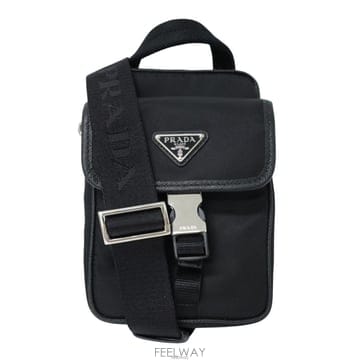 PRADA ����� �����Ϸ� ���ǾƳ� �ﰢ�ΰ� ���� ũ�ν��� 2ZH194 2DMH F0002����� �����Ϸ� ���ǾƳ� �ﰢ�ΰ� ���� ũ�ν��� 2ZH194