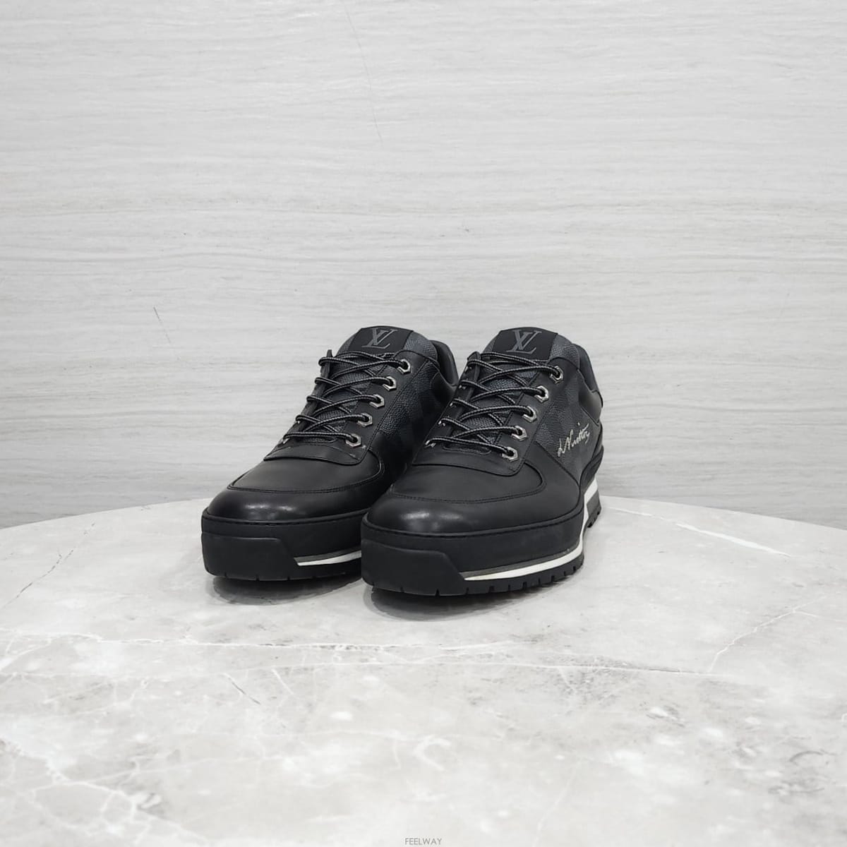 Louis Vuitton [������] 8.5 / ���̺��� �ٹ̿� �׶�����Ʈ �ҷ� ����Ŀ��[������] 8.5 / ���̺��� �ٹ̿� �׶�����Ʈ �ҷ� ����Ŀ