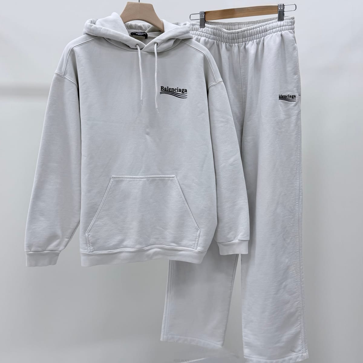 Balenciaga [A��/L,S] �߷��þư� ���̺�ΰ� �ĵ�Ƽ Ʈ���̴� ���� �¾�[A��/L,S] �߷��þư� ���̺�ΰ� �ĵ�Ƽ Ʈ���̴� ���� 
