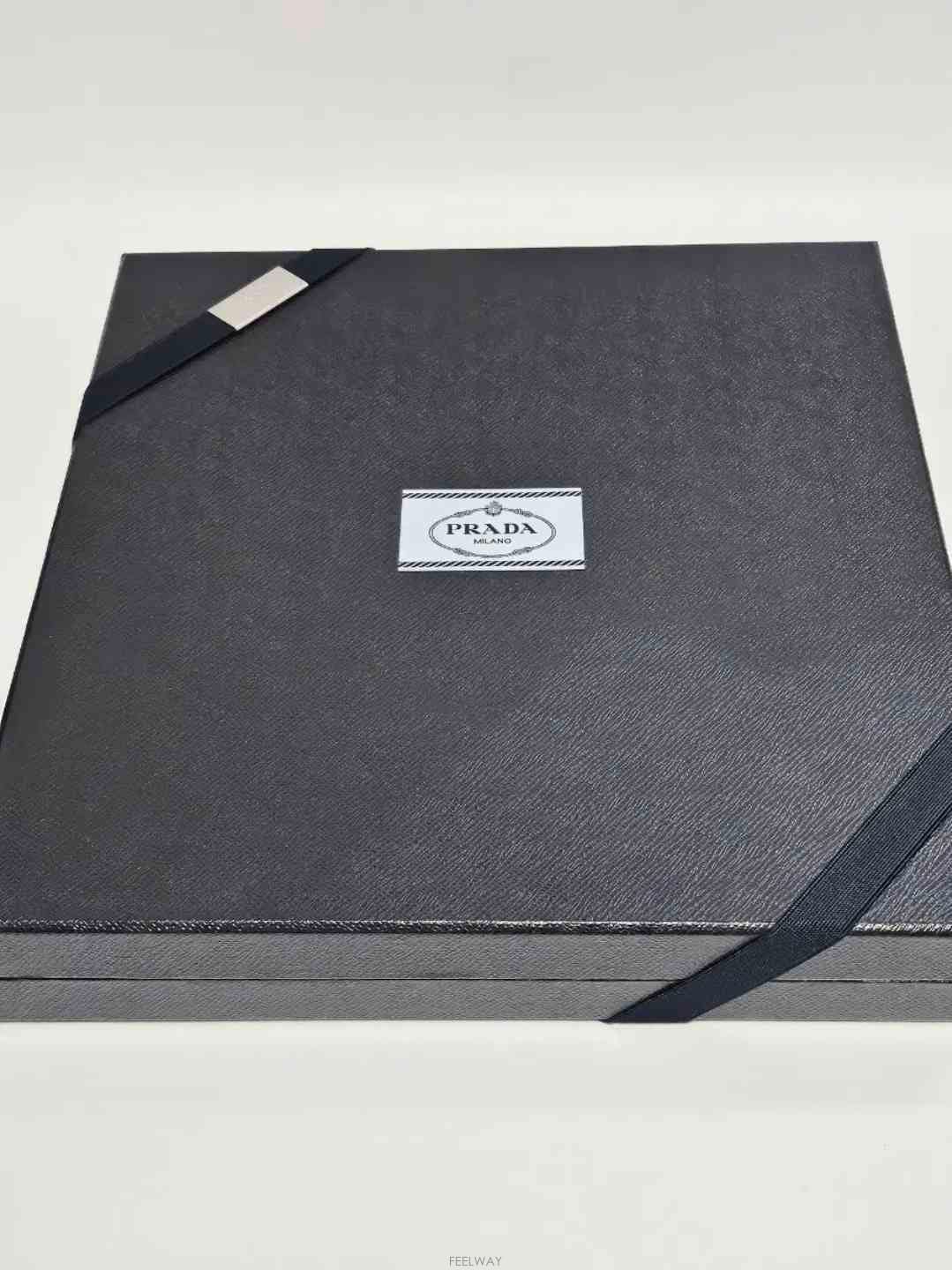 PRADA ����� ��Ʈ �ڽ� ��ǰ ��Ű�� / �Ƿ� ���̽������ ��Ʈ �ڽ� ��ǰ ��Ű�� / �Ƿ� ���̽�