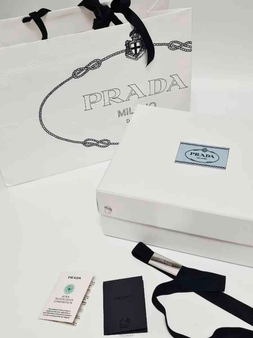 PRADA ����� PRADA ���� �ڽ� Ǯ��������� PRADA ���� �ڽ� Ǯ����