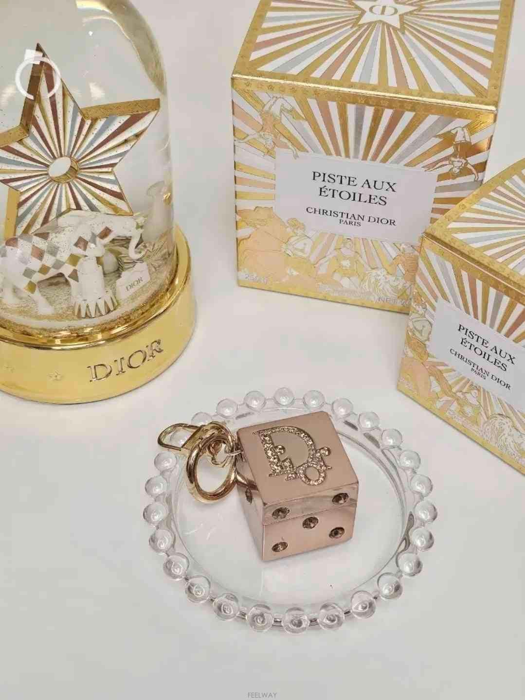 DIOR ��� �ֻ��� ���۷��� �� Ű�� (������)��� �ֻ��� ���۷��� �� Ű�� (������)