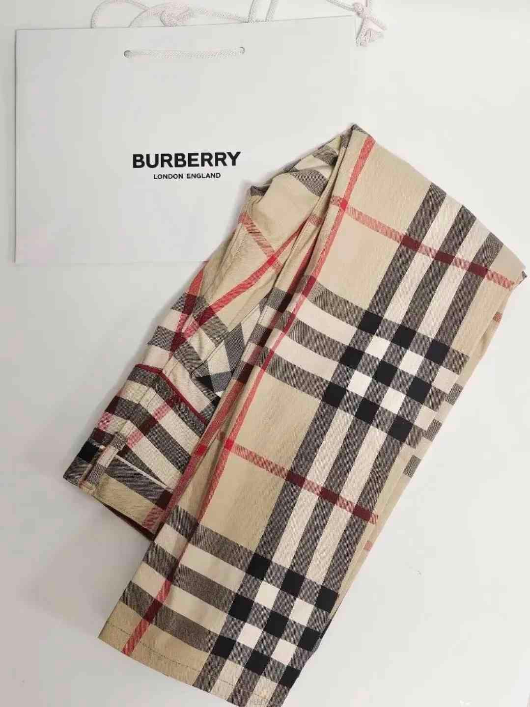 Burberry ������ Ű�� ���üũ ���� 14Y������ Ű�� ���üũ ���� 14Y