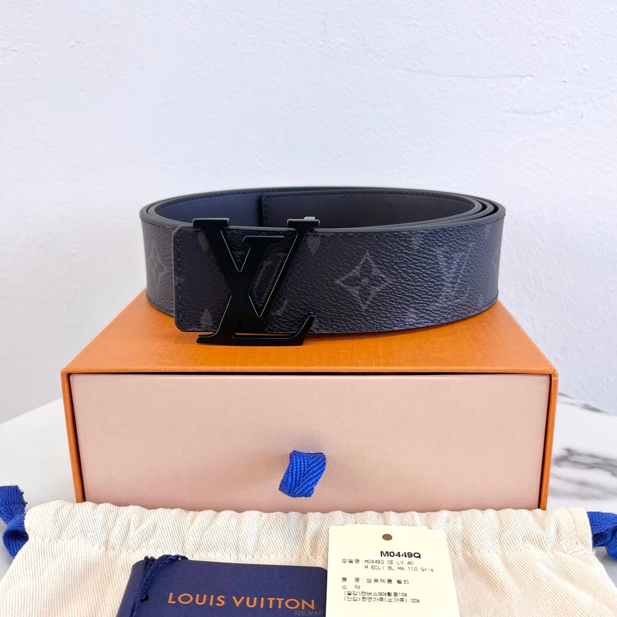 Louis Vuitton [����ǰ] ���̺��� ��Ʈ LV �̴ϼ� 40mm ��Ʈ ���� M0449[����ǰ] ���̺��� ��Ʈ LV �̴ϼ� 40mm ��Ʈ ���� M0449