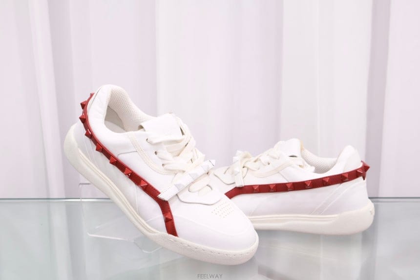 Valentino �߷�Ƽ�� �����͵� ����Ŀ�� �ȭ rw2s0k87�߷�Ƽ�� �����͵� ����Ŀ�� �ȭ rw2s0k87
