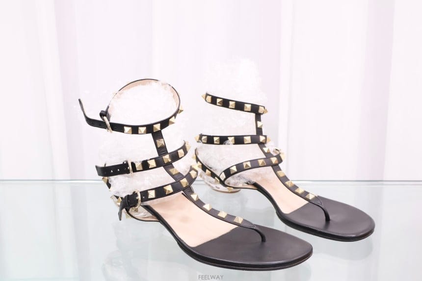 Valentino �߷�Ƽ�� �����͵� ���� ������ 38.5 ��â �����߷�Ƽ�� �����͵� ���� ������ 38.5 ��â ����