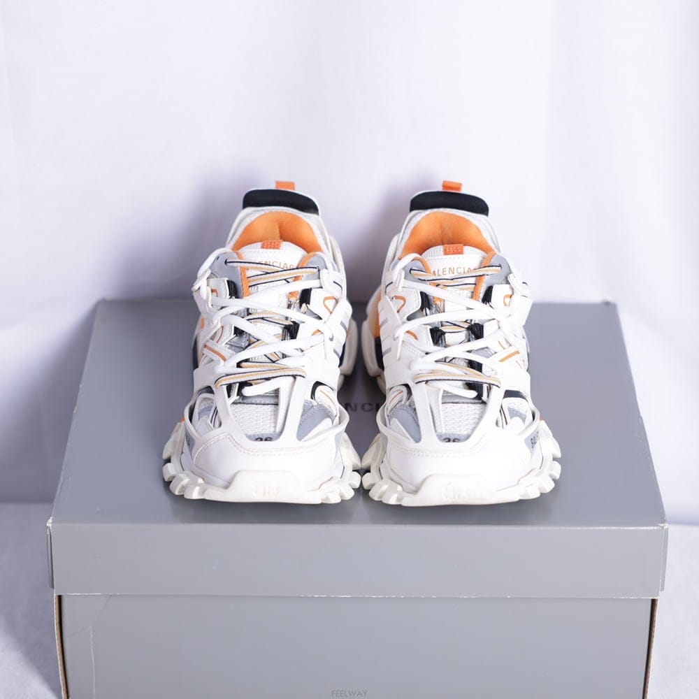 Balenciaga �߷��þư� Ʈ�� ���� ȭ��Ʈ ������ (Balenciaga Track Sneakers White Orange)�߷��þư� Ʈ�� ���� ȭ��Ʈ ������ (Balenciaga Track S