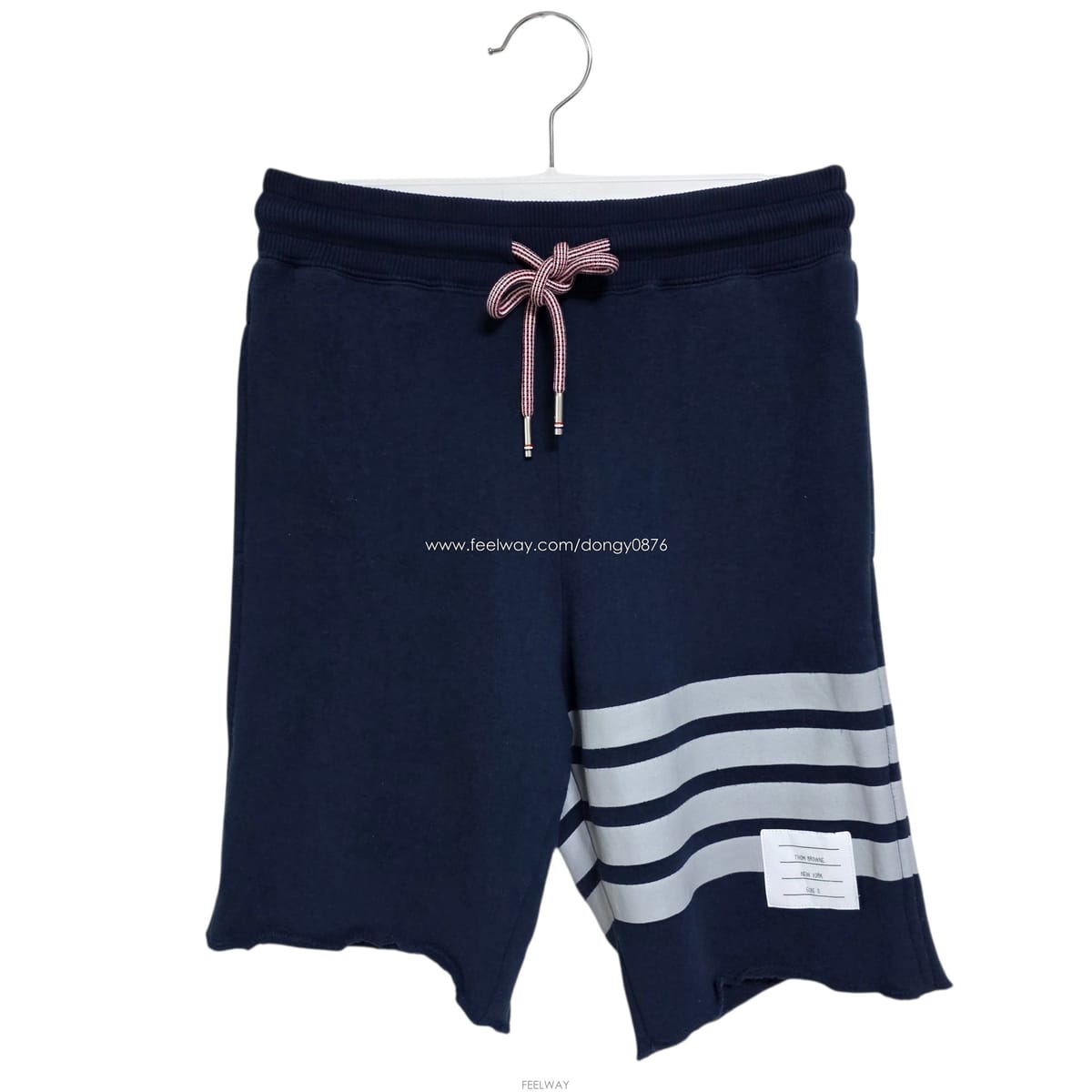 Thom Browne ����� 4�� Ʈ���̴� �ݹ�������� 4�� Ʈ���̴� �ݹ���
