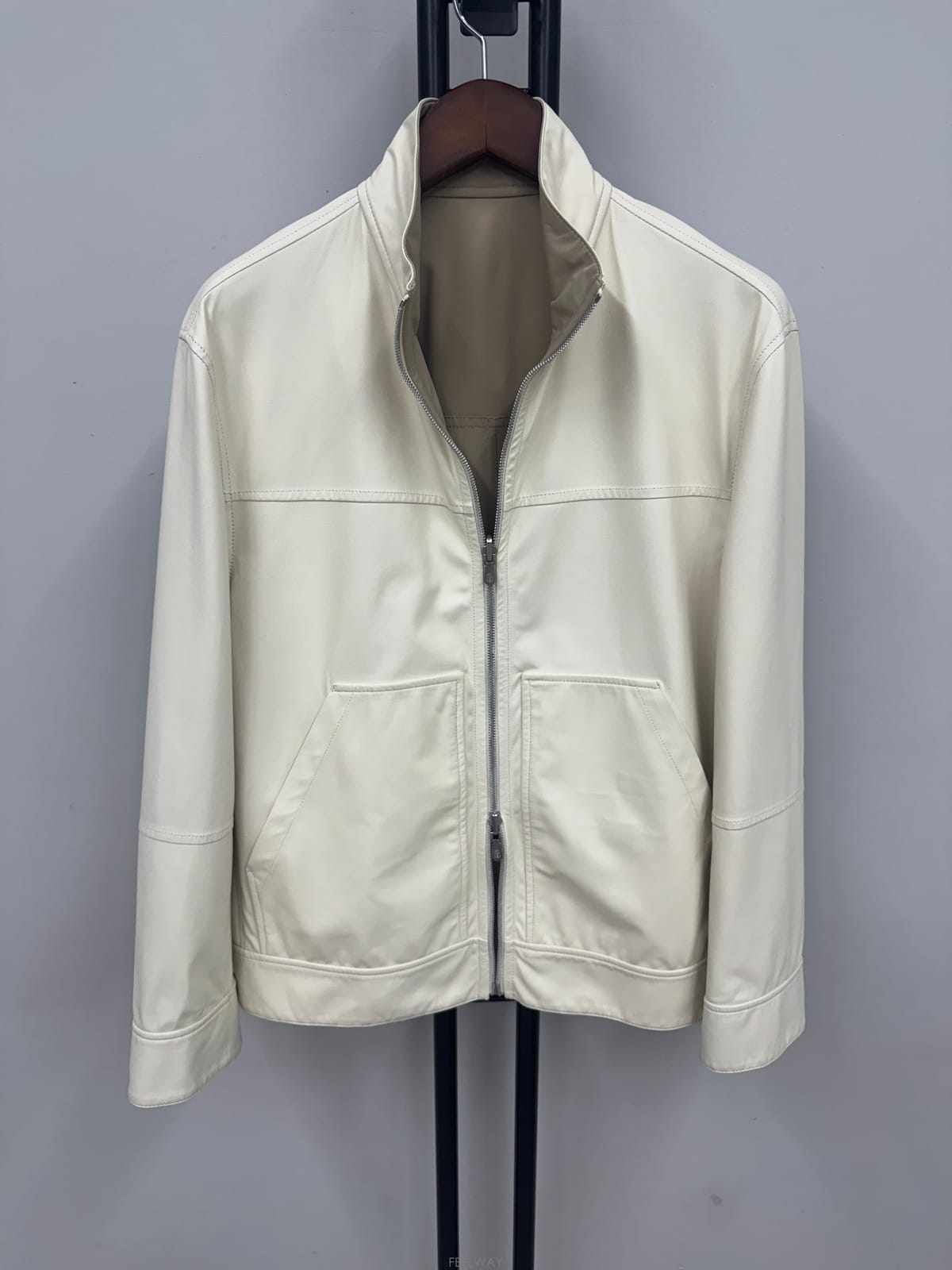 Brunello Cucinelli (���� ���Ϲ߼�) ���ڷ� ��ġ�ڸ� ���� �����ú� ����(���� ���Ϲ߼�) ���ڷ� ��ġ�ڸ� ���� �����ú� ����