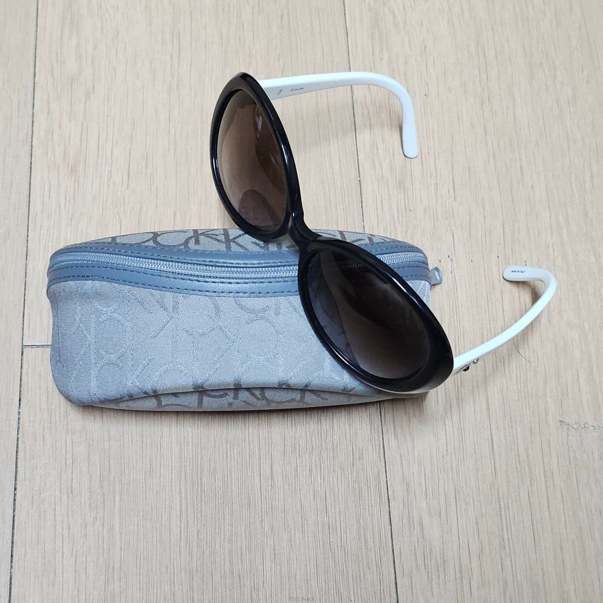 Calvin Klein Ķ��Ŭ���� ȭ��Ʈ ���� ���� ������ �������۶�Ķ��Ŭ���� ȭ��Ʈ ���� ���� ������ �������۶�
