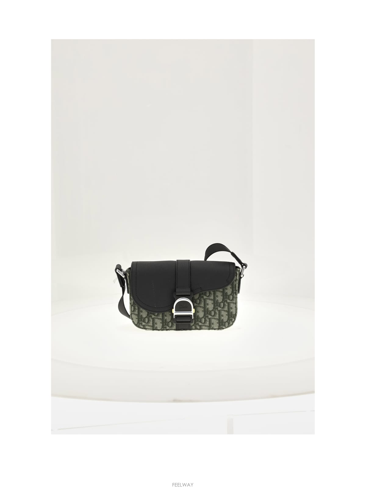 DIOR [B1] ��� �ȹ� 2ADCA662YKV ũ�ν��� ����� �޽��� ���� 2ADCA662YKV636[B1] ��� �ȹ� 2ADCA662YKV ũ�ν��� ����� �޽��� ����